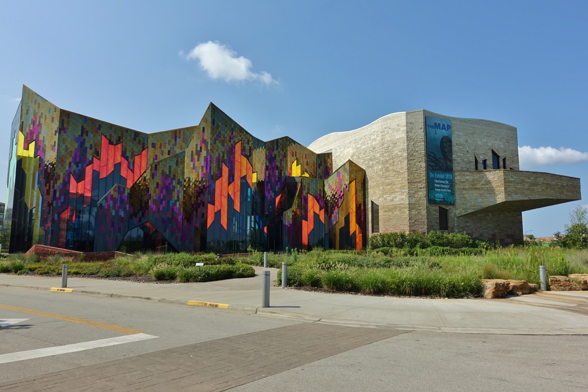 the museum at prairiefire in overland park kansas