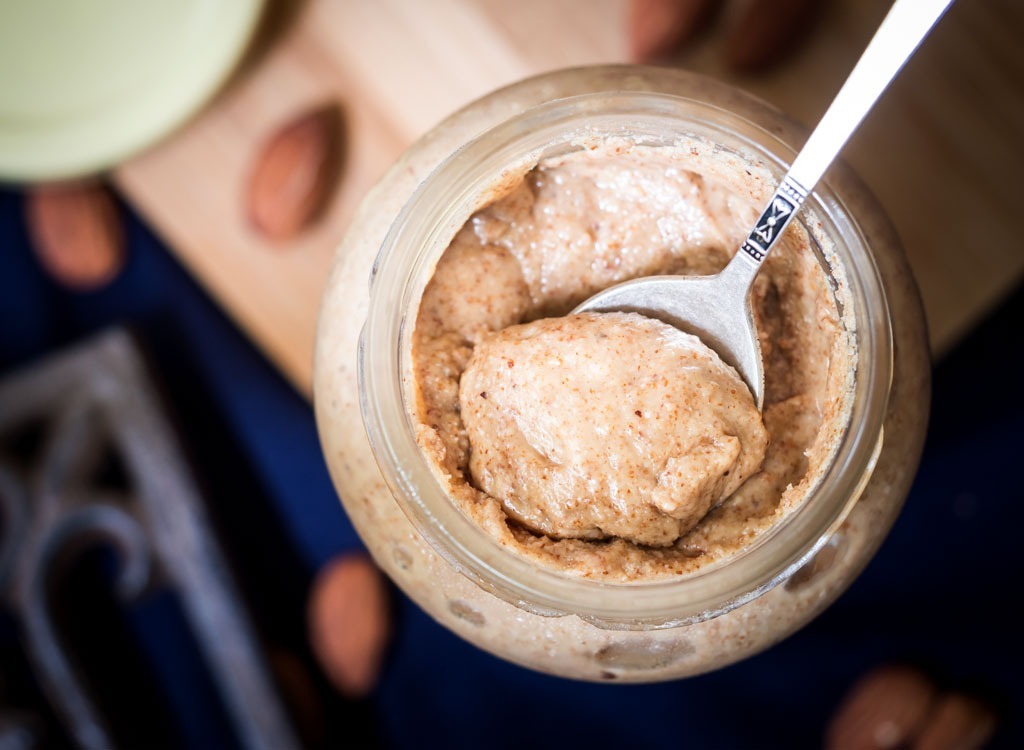 Almond butter - healthy breakfast for weight loss