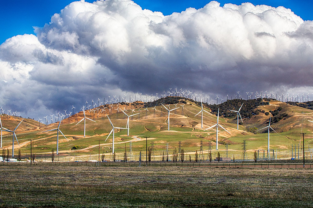 Bakersfield, drunkest cities, worst singles scenes, flip, best job opportunities, worst drinking water