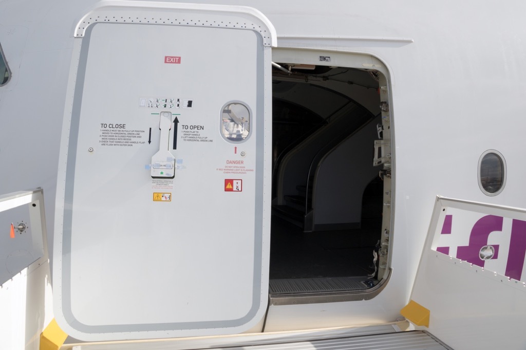 plane door flying facts