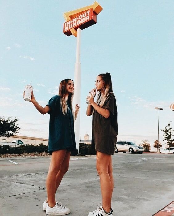 Can’t agree on scheduling | 7 Signs Traveling With Your Bestie Is Not the Best Idea | Her Beauty