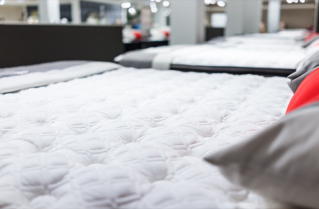 Mattress Shopping {Shopping Tips}