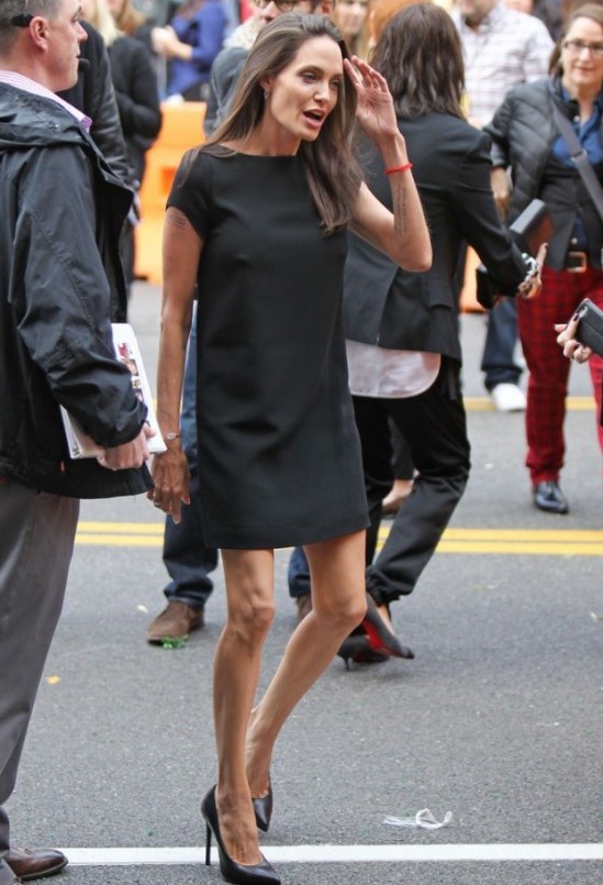 Похудевшая Анджелина Джоли | 10 знаменитостей, которым похудение прибавило | Her Beauty