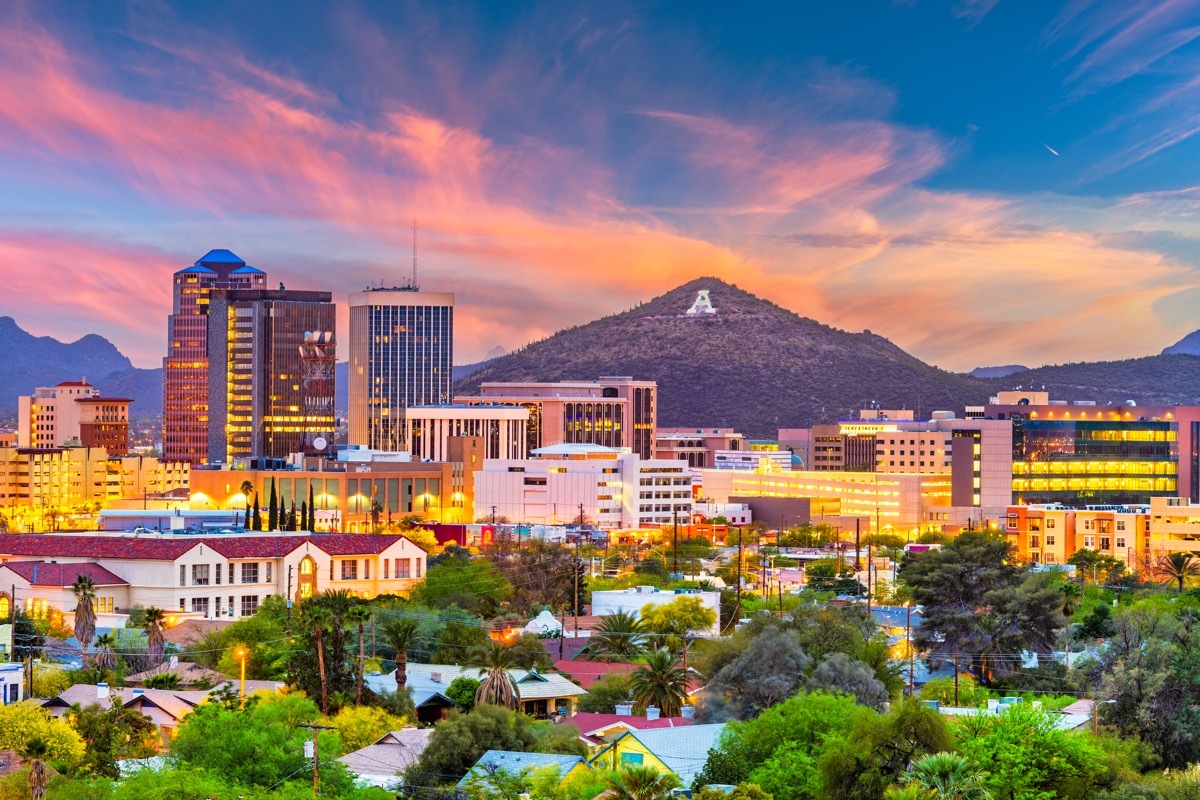 tucson arizona skyline at night
