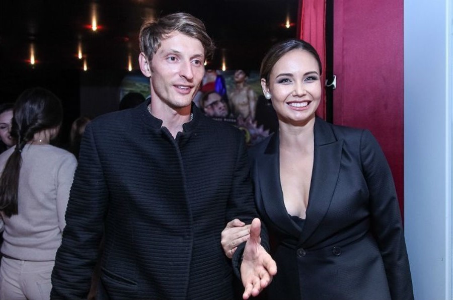 Павел Воля и Ляйсан Утяшева | 9 звезд, которые скрывали свои отношения от поклонников | Her Beauty