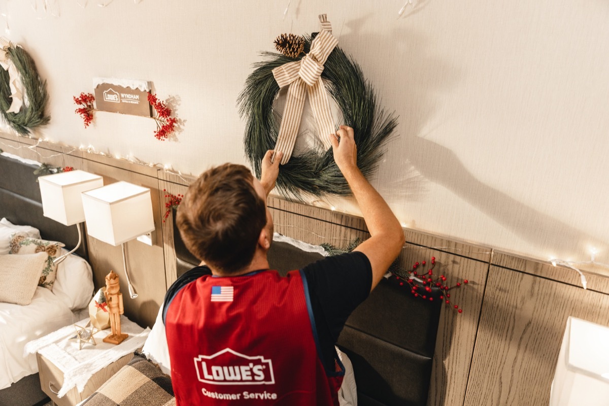 Lowe's Holiday Home Layover