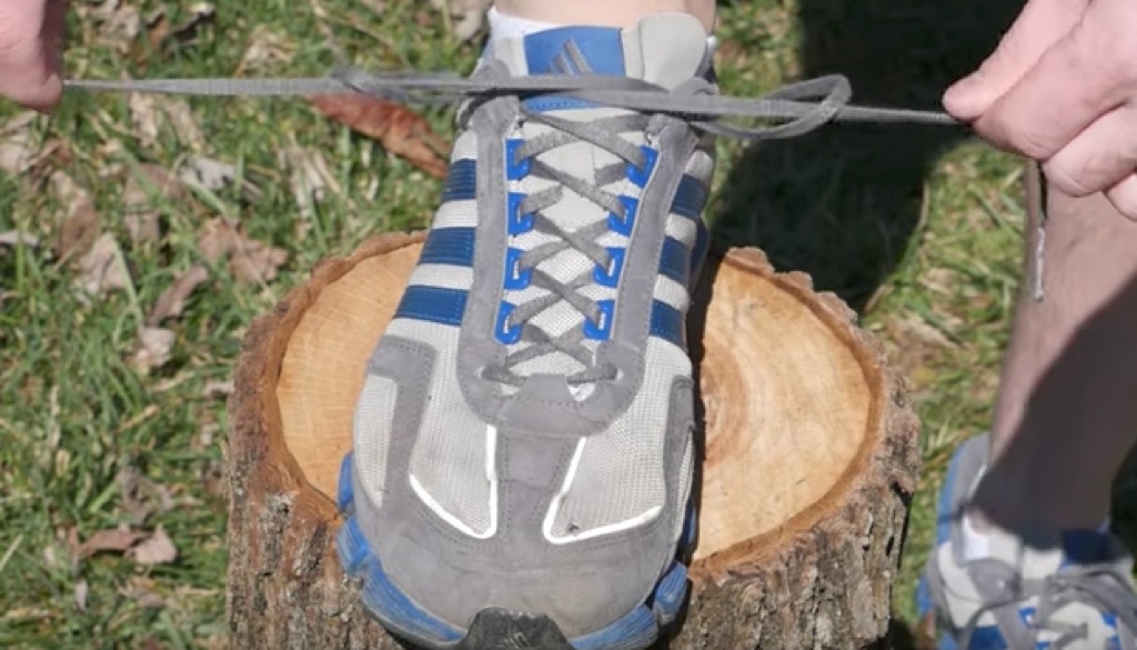 tying shoes cinching