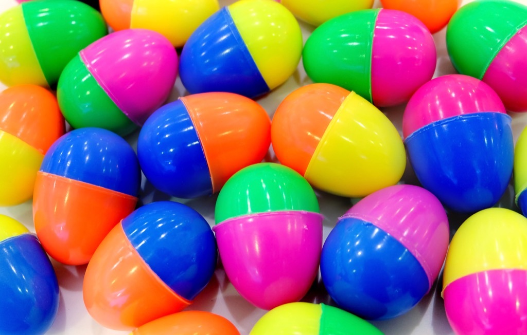 plastic easter egg - best easter games