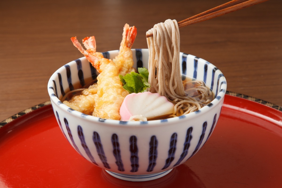 Soba noodles with tempura shrimp