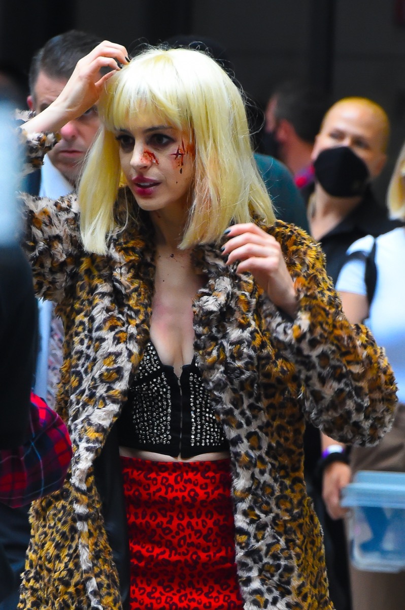 Anne Hathaway on the Set of