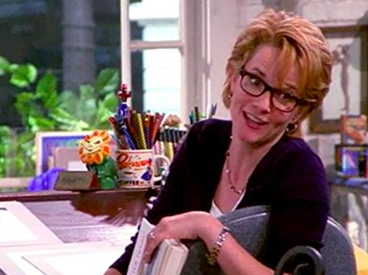 Lea Thompson in Caroline in the City