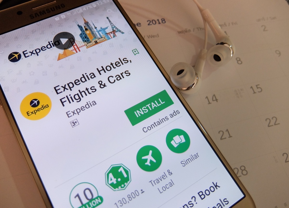 expedia app on phone