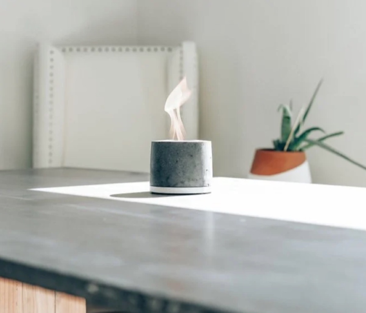 gray fire pit on table