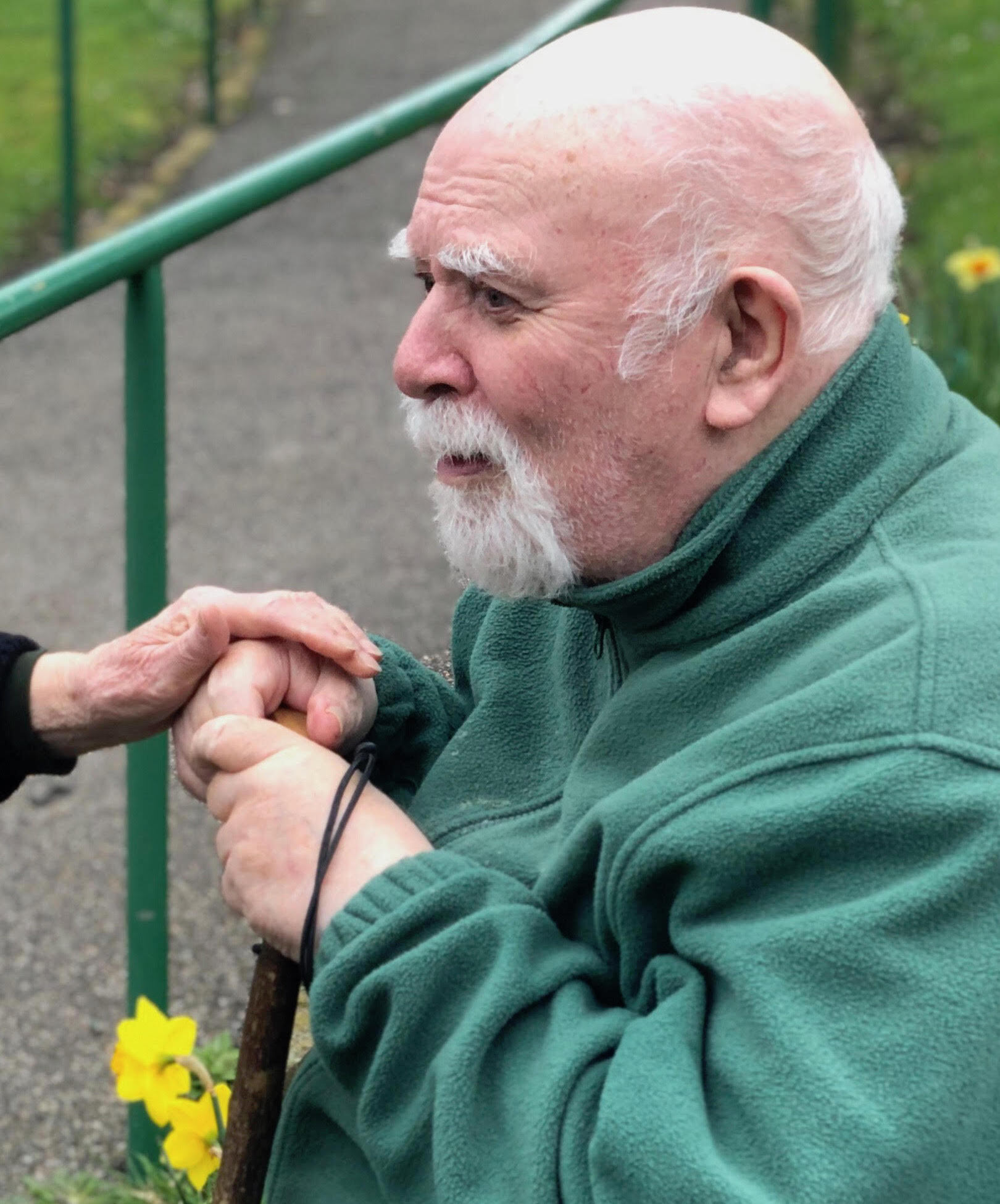 elderly man playing piano viral video