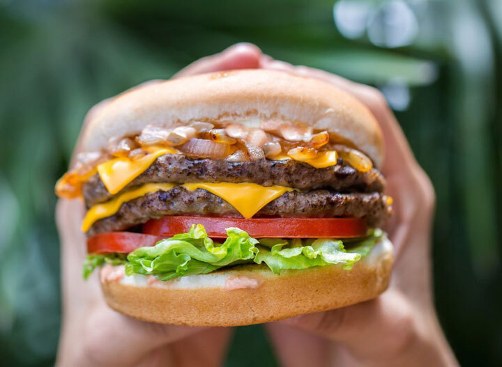 Carl junior double cheeseburger