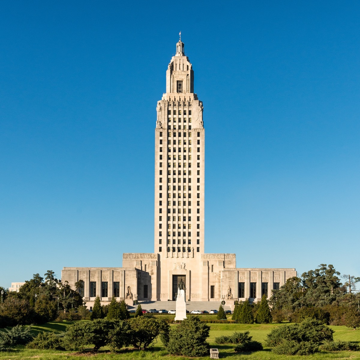 Shutterstock louisiana state capitol buildings