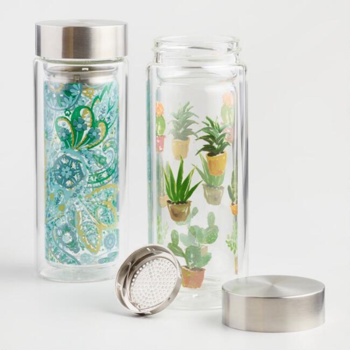 patterned tea infuser bottles, picnic essentials