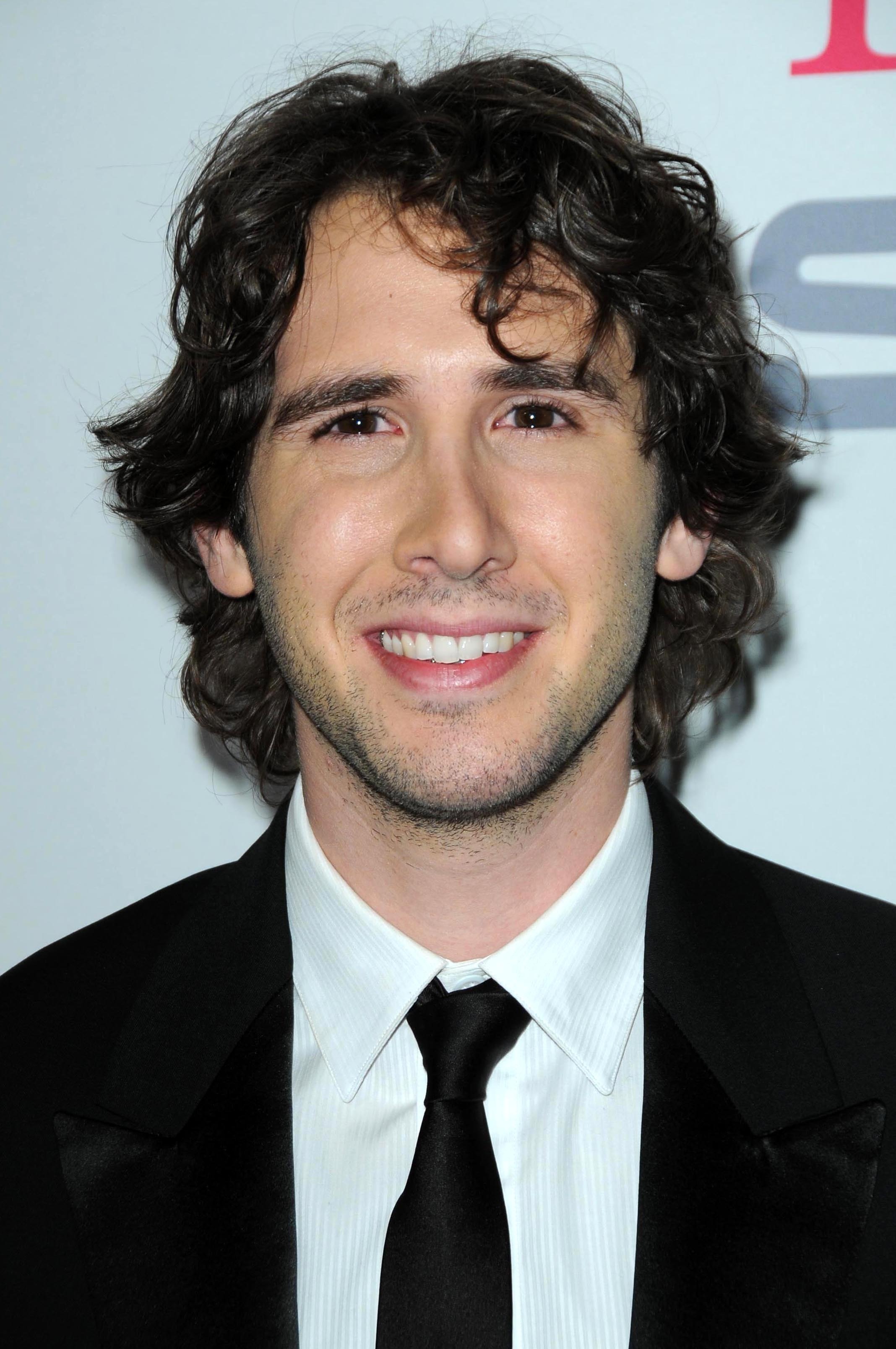 Josh Groban and his curly hair