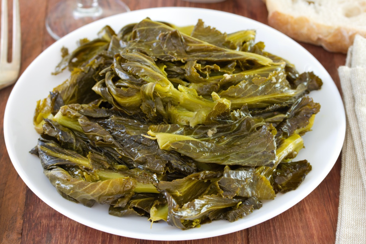 cooked turnip greens