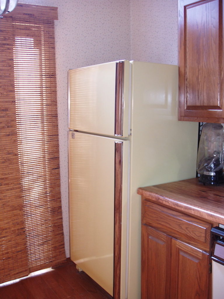 1980s Harvest Gold Appliances Worst Home Decorating Trends