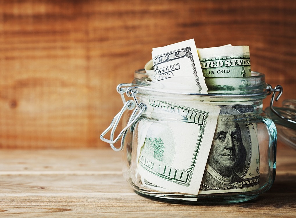 Money in a Jar {Cyber Monday Tips}