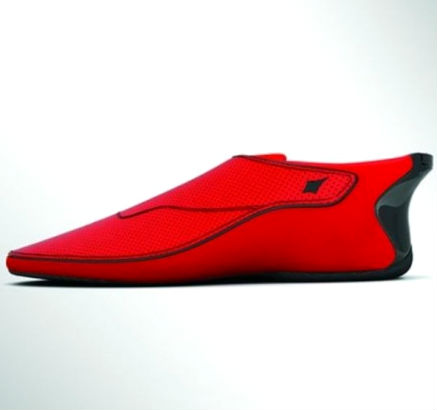 fashionable-and-futuristic-pieces-of-wearable-tech-09