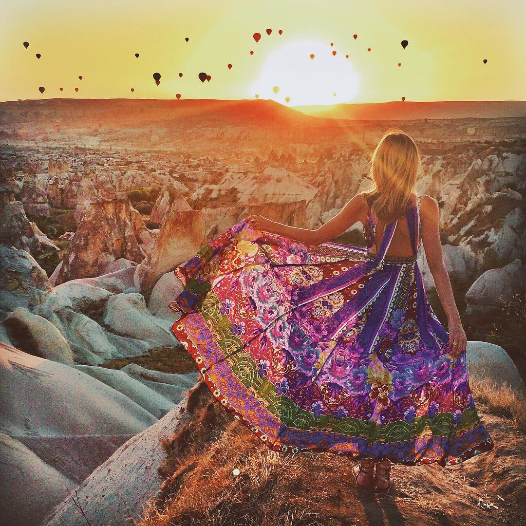 amazing-and-adventurous-female-travelers-you-need-to-follow-on-instagram-or-wanderlust-37