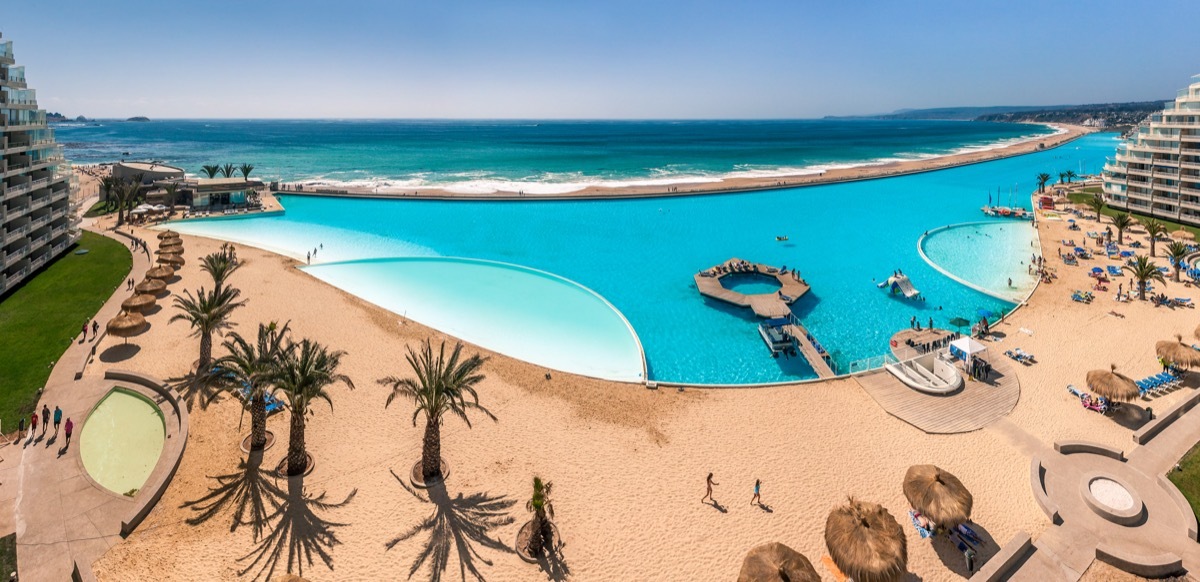 San Alfonso del Mar, Guinness World Record of the biggest swimming pool of the world