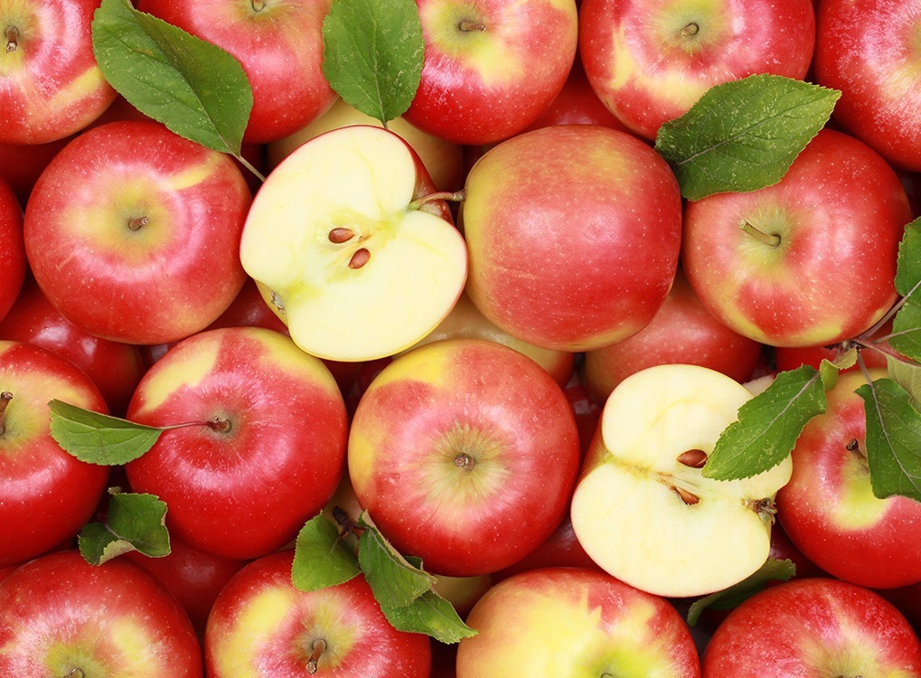 eating apples instead of chips is one of the best health upgrades