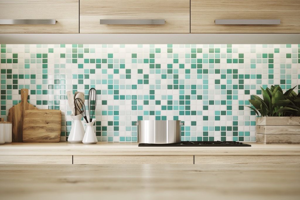 backsplash, interior design mistakes