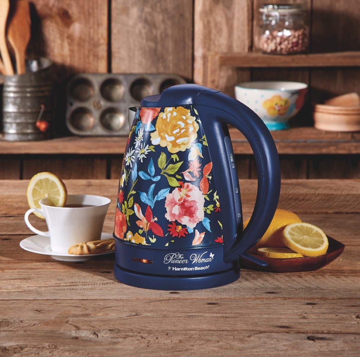 The Pioneer Woman Electric Kettle {Walmart Shopping}