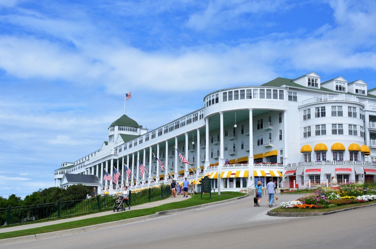 famous grand hotel mackinac, iconic state photos