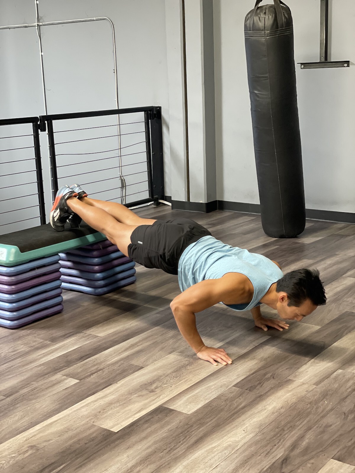 proper pushup form for a harder elevated pushup