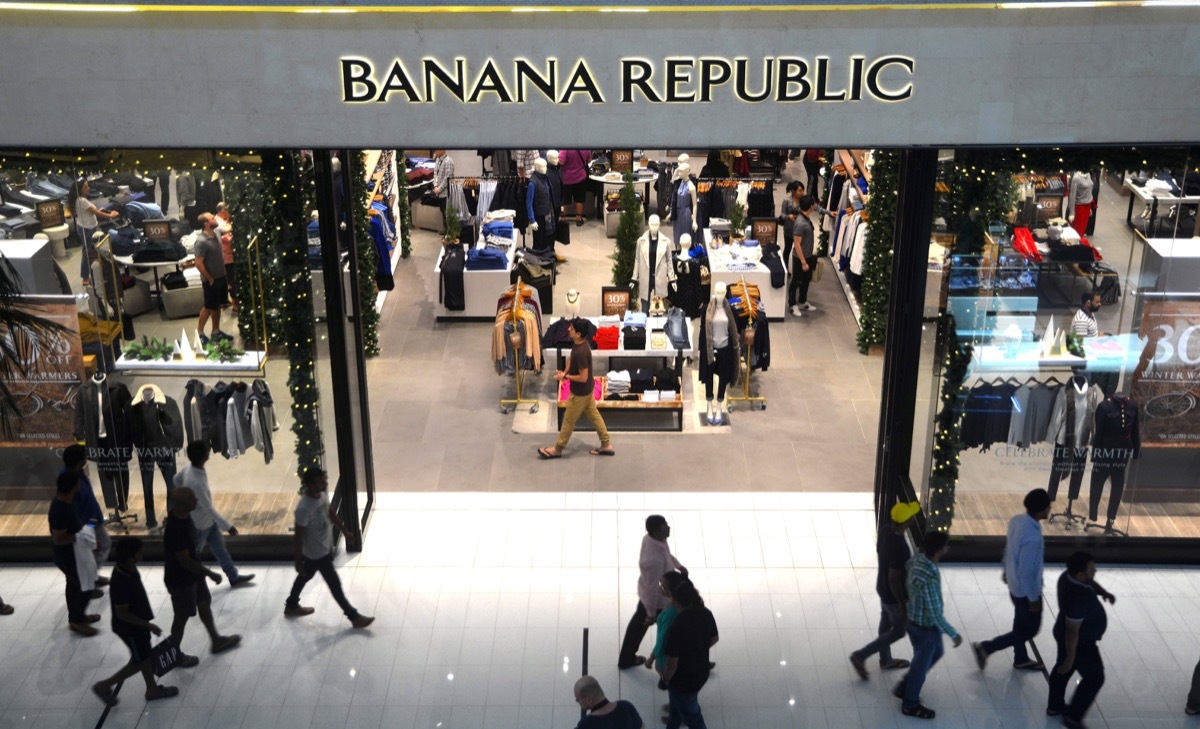 Banana Republic Store {Save Money on Shoes}