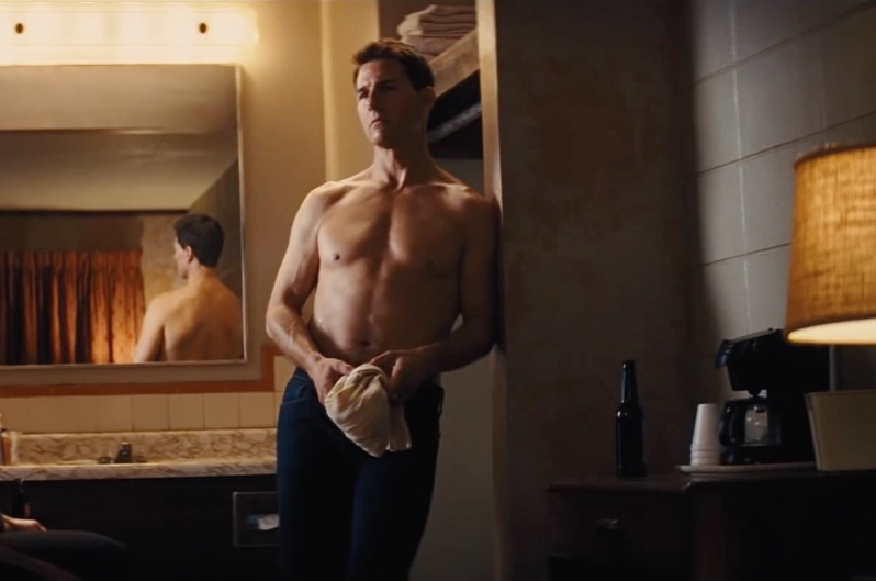 Tom Cruise Shirtless
