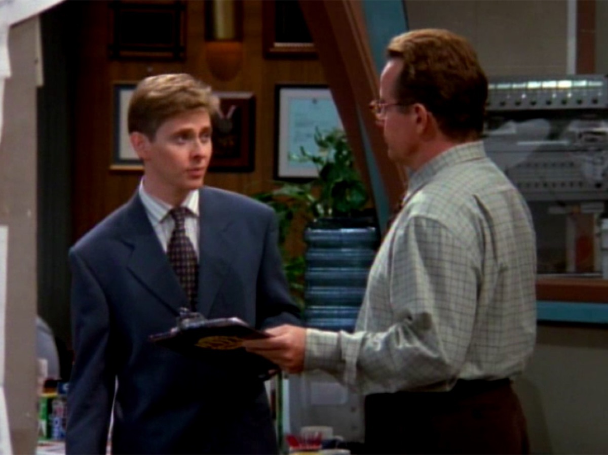Dave Foley and Phil Hartman in NewsRadio 